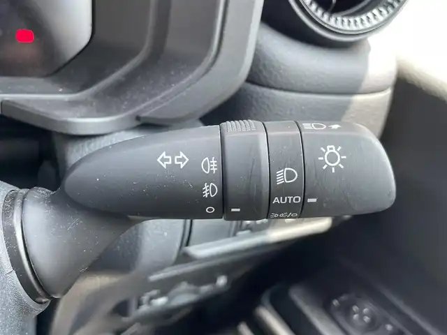 トヨタ ランドクルーザー ２５０ GX 千葉県 2024(令6)年 0.7万km ブラック ワンオーナー/衝突軽減ブレーキ/全方位カメラ/純正８インチディスプレイオーディオ/フルセグＴＶ/ＥＴＣ２．０/レーダークルーズコントロール/ＬＥＤヘッドライト/オートライト/オートハイビーム