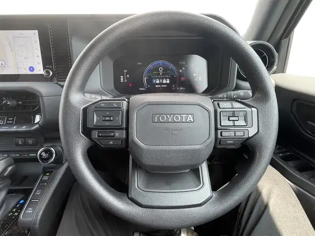 トヨタ ランドクルーザー ２５０ GX 千葉県 2024(令6)年 0.7万km ブラック ワンオーナー/衝突軽減ブレーキ/全方位カメラ/純正８インチディスプレイオーディオ/フルセグＴＶ/ＥＴＣ２．０/レーダークルーズコントロール/ＬＥＤヘッドライト/オートライト/オートハイビーム