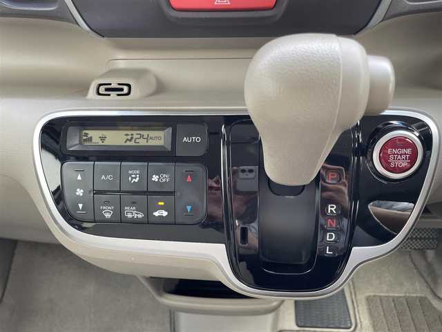 ホンダ Ｎ ＢＯＸ G Lパッケージ 青森県 2016(平28)年 5.9万km プレミアムホワイトパールⅡ ・4WD/・純正ナビ/・バックカメラ/・ワンセグ/・Bluetooth/・スマートキー/・プッシュスタート/・片側パワースライドドア/・ETC/・社外14AW/・横滑り防止