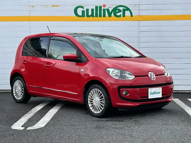 フォルクスワーゲン アップ！ ハイアップ！ 埼玉県 2014(平26)年 3.8万km トルネードレッド コーナーセンサー/バックカメラ/社外ナビ/ABS/AC/クルーズコントロール/ワンセグテレビ/純正アルミホイール/横滑り防止装置/PW/PS/ETC/プッシュスタート/ドアバイザー/サンルーフ