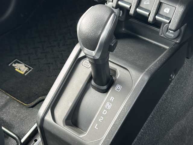 スズキ ジムニー シエラ JC 三重県 2020(令2)年 5万km ブルーイッシュブラックパール3 純正8型ナビ　/バックカメラ　/ビルトインＥＴＣ　/前席シートヒーター　/USB給電 /ヒーテッドドアミラー　/純正レザー調シートカバー /クルーズコントロール /レーンキープアシスト/衝突軽減ブレーキ/スペアキー /革巻きステアリング/ステアリングスイッチ/純正フロアマット/LEDヘッドライト/オートライト /電動格納ミラー/禁煙車