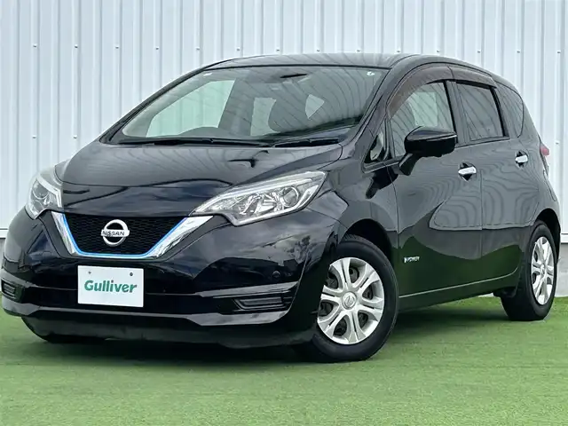 日産 ノート e－パワー X 香川県 2016(平28)年 2万km スーパーブラック 純正ナビ：MM316D-W/【CD/DVD/SD/Bluetooth】/地デジ対応TV/全方位　/エマージェンシーブレーキ　/インテリジェントデジタルインナーミラー　/前後クリアランスソナー　/車線逸脱警報　/ＥＴＣ　/オートライト機能　/プッシュスタート／スマートキー