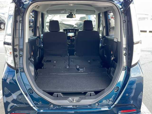 ダイハツ トール カスタムG SAⅡ 道東・釧路十勝 2017(平29)年 6.7万km レーザーブルークリスタルシャイン ・4WD/・社外SDナビ/ （ラジオ・BT・CD・DVD・フルセグ)/・バックカメラ/・クルーズコントロール/・両側パワースライドドア/・ドアバイザー/・横滑り防止装置/・コーナーセンサー/・バックカメラ/・LEDオートライト/・フォグランプ/・ステアリングスイッチ/・ETC/・電動格納ウィンカーミラー/・スマートキー/・プッシュスタート/・純正14インチアルミホイール/・社外AW付冬タイヤ積込/(165/65/R14・5mm)