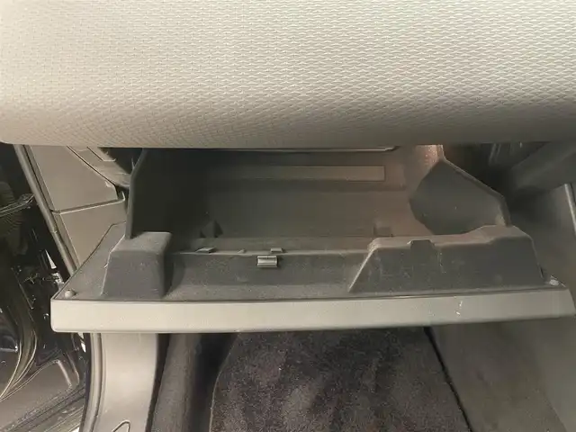 ランドローバー レンジローバーイヴォーク Rダイナミック S 岡山県 2021(令3)年 3.5万km Ｍナイトブルー 純正ナビ/全方位カメラ/ミュージックプレイヤー接続/パワーバックドア/ステアリングヒーター/シートヒーター/パドルシフト/パワーシート/ACC/黒革レザーシート/コーナーセンサー/レーンアシスト/ブラインドスポット/純正LEDヘッドライト/ABS/ESC/ETC2.0