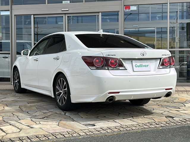 トヨタ クラウン アスリート G-T 静岡県 2016(平28)年 8万km ホワイトパールクリスタルシャイン 純正SDナビ/・CD/・DVD/・フルセグＴＶ/・Bluetooth/・USB/・AM/・FM/主要装備/・衝突軽減/・レーンキープ/・クルコン/・コーナーセンサー前後/・バックカメラ/・ETC/・ドラレコ/・パワーシートD/N席/・シートヒーターD/N席/・レザーシート/・パドルシフト/・ステリモ/・純正フロアマット/・純正アルミホイール/・LEDヘッドライト/・オートハイビーム/・スマートキー/・プッシュスタート