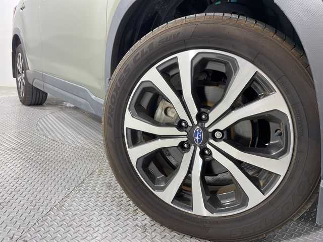 スバル フォレスター プレミアム 広島県 2019(令1)年 6.2万km ジャスパーグリーンM OP本革シート/純正ナビ/サイド/バックカメラ/X-MODE/パワーバックドア/パワーシート（運転席/助手席）/シートヒーター（運転席/助手席/後席左右）/ステアリングヒーター/アイサイト/・プリクラッシュブレーキ/・車線逸脱警報/・車線逸脱抑制/・ツーリングアシスト/・レーダークルーズコントロール/・誤発進抑制機能/・アダプティブドライビングビーム/・リヤビークルディテクション/パドルシフト/LEDヘッドランプ/純正18インチAW/ETC/ドライブレコーダー