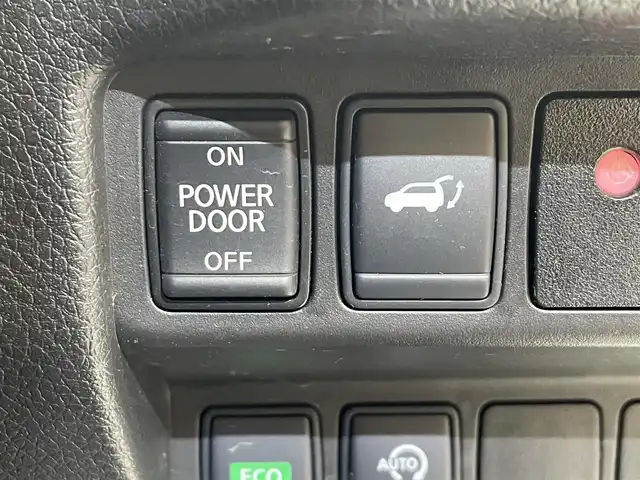 日産 エクストレイル モード・プレミア i 岩手県 2018(平30)年 2.1万km ブリリアントホワイトパール 特別仕様車/４WD/プロパイロット/本革シート/アラウンドビューモニター/MzSPEEDフロントグリル/パワーテールゲート/インテリジェントルームミラー/エマージェンシーブレーキ/ハイビームアシスト/ヒルディセントコントロール/車線逸脱防止支援/ブラインドスポットウォーニング/リヤクロストラフィックアラート/オートブレーキホールド/前後ソナー/横滑り防止装置/アイドリングストップ/シートヒーター(前席・後席左右)/純正ナビ/フルセグTV/ドライブレコーダー/ETC/LEDヘッドライト/フォグライト/純正１９インチアルミホイール