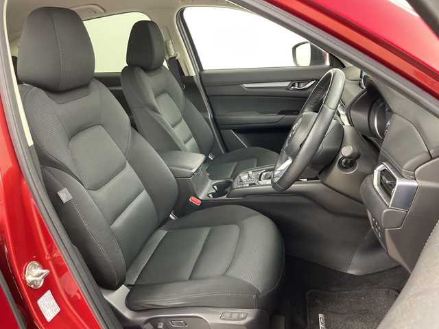 マツダ ＣＸ－５ 25S プロアクティブ 道央・札幌 2017(平29)年 6万km ソウルレッドクリスタルM ・4WD/・寒冷地仕様/・純正ナビ&CD&DVD&USB&BT&TV/・バックカメラ/・BOSEサウンド/・マツダコネクト/・ヘッドアップディスプレイ/・ブラインドスポットモニター/・レーダークルーズコントロール/・前席シートヒーター/・ステアリングヒーター/・ドアミラーヒーター/・純正エンジンスターター/・LEDヘッドライト/・純正17インチAW