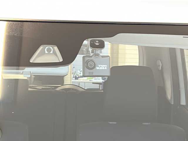 スズキ ソリオ バンディット HV SV 岐阜県 2021(令3)年 4.2万km ピュアホワイトP 純正SDナビゲーション/フルセグテレビ/Bluetooth/CD/DVD/USB/iPod/VTR/アダプティブクルーズコントロール/パドルシフト/両側パワースライドドア/前ドライブレコーダー/社外スタッドレスアルミホイールタイヤ積込/LEDヘッドライト/D＋N席シートヒーター/オートマチックハイビーム/オートライト/横滑り防止装置/パーキングアシスト/レーンキープアシスト/盗難防止システム/プッシュスタート/スペアキー