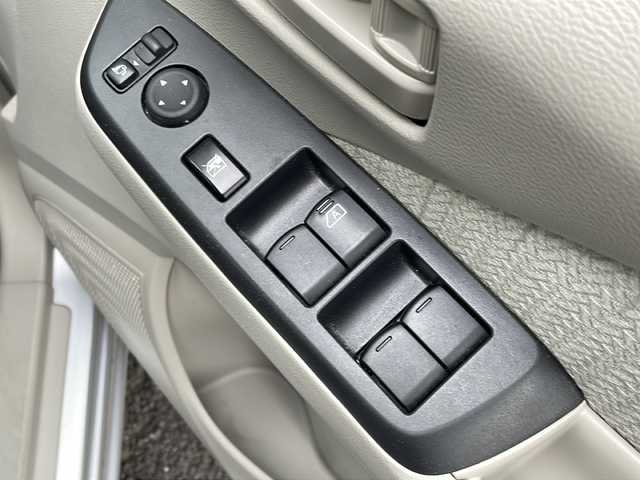 日産 デイズ S 山形県 2024(令6)年 2.4万km スターリングシルバーM ・ワンオーナー/・４WD/・純正ナビ/フルセグ/CD/Bluetooth/・エマージェンシーブレーキ/・レーンキープアシスト/・先行車発進告知/・標識認識機能/・ふらつき検知/・前後クリアランスソナー/・横滑り防止装置/・オートライト/・前席シートヒーター/・純正マット/・スペアキー1本/・保証書/・取扱説明書