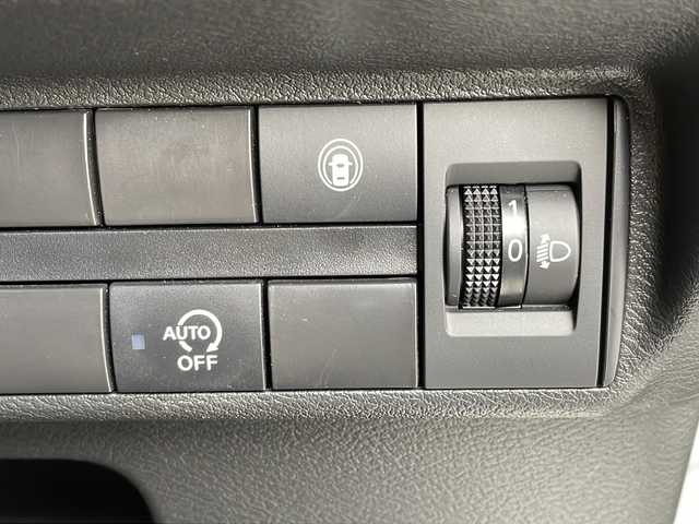 日産 デイズ S 山形県 2024(令6)年 2.4万km スターリングシルバーM ・ワンオーナー/・４WD/・純正ナビ/フルセグ/CD/Bluetooth/・エマージェンシーブレーキ/・レーンキープアシスト/・先行車発進告知/・標識認識機能/・ふらつき検知/・前後クリアランスソナー/・横滑り防止装置/・オートライト/・前席シートヒーター/・純正マット/・スペアキー1本/・保証書/・取扱説明書