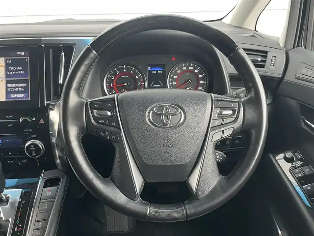 トヨタ ヴェルファイア Z Gエディション 千葉県 2020(令2)年 3.9万km ブラック サンルーフ/トヨタセーフティセンス/・衝突軽減ブレーキ/レーンキープアシスト/・レーダークルーズコントロール/オートハイビーム/・クリアランスソナー/純正8インチディスプレイナビ/・フルセグ/BT/USB/バックカメラ/ステアリングスイッチ/MTモード/ETC/両側パワースライドドア/パワーバックドア/電動パーキングブレーキ/ブレーキホールド/レザーシート/パワーシート(D/N席)/シートヒーター(D/N席)/エアシート(D/N席)/ステアリングヒーター/LEDヘッドライト/オートライト/フォグライト/スマートキー/プッシュスタート