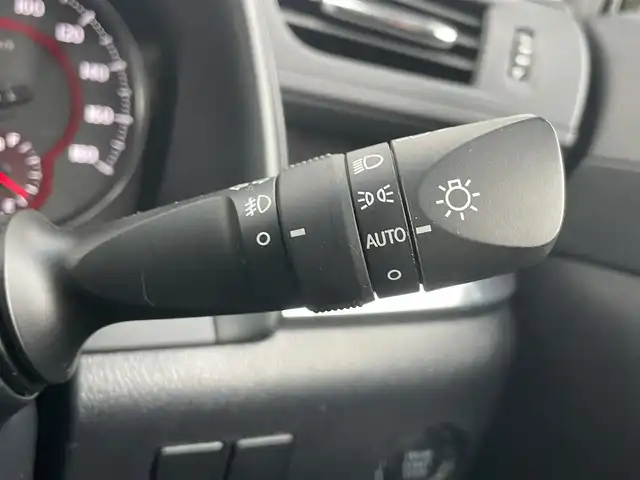 トヨタ ヴェルファイア Z Gエディション 千葉県 2020(令2)年 3.9万km ブラック サンルーフ/トヨタセーフティセンス/・衝突軽減ブレーキ/レーンキープアシスト/・レーダークルーズコントロール/オートハイビーム/・クリアランスソナー/純正8インチディスプレイナビ/・フルセグ/BT/USB/バックカメラ/ステアリングスイッチ/MTモード/ETC/両側パワースライドドア/パワーバックドア/電動パーキングブレーキ/ブレーキホールド/レザーシート/パワーシート(D/N席)/シートヒーター(D/N席)/エアシート(D/N席)/ステアリングヒーター/LEDヘッドライト/オートライト/フォグライト/スマートキー/プッシュスタート