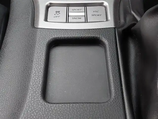 トヨタ ８６ GT 東京都 2014(平26)年 2.1万km クリスタルブラックシリカ TRDフルエアロ/純正SDナビ/バックカメラ/サイドカメラ/CD/DVD/BT/AM/FM/TV/HIDヘッドライト/オートライト/ETC/純正１７インチアルミ/革巻きステアリング/プッシュスタート/ミシュランパイロットスポ―ツ（タイヤ）