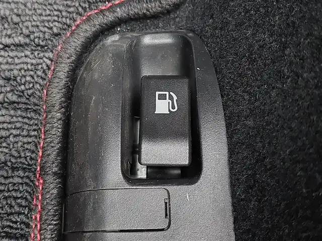 トヨタ ８６ GT 東京都 2014(平26)年 2.1万km クリスタルブラックシリカ TRDフルエアロ/純正SDナビ/バックカメラ/サイドカメラ/CD/DVD/BT/AM/FM/TV/HIDヘッドライト/オートライト/ETC/純正１７インチアルミ/革巻きステアリング/プッシュスタート/ミシュランパイロットスポ―ツ（タイヤ）