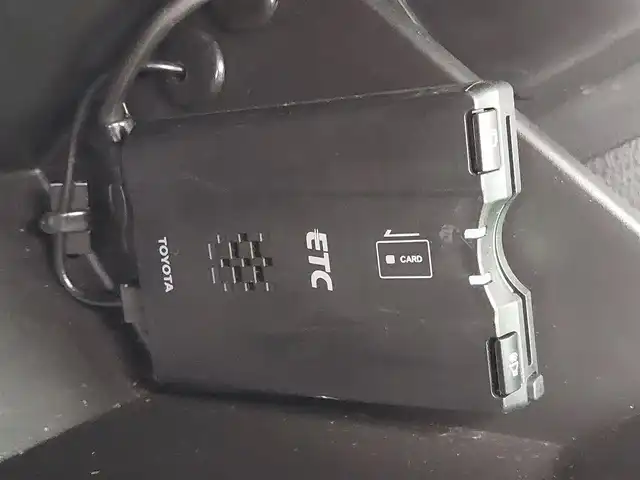 トヨタ ８６ GT 東京都 2014(平26)年 2.1万km クリスタルブラックシリカ TRDフルエアロ/純正SDナビ/バックカメラ/サイドカメラ/CD/DVD/BT/AM/FM/TV/HIDヘッドライト/オートライト/ETC/純正１７インチアルミ/革巻きステアリング/プッシュスタート/ミシュランパイロットスポ―ツ（タイヤ）