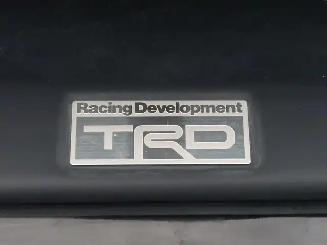 トヨタ ８６ GT 東京都 2014(平26)年 2.1万km クリスタルブラックシリカ TRDフルエアロ/純正SDナビ/バックカメラ/サイドカメラ/CD/DVD/BT/AM/FM/TV/HIDヘッドライト/オートライト/ETC/純正１７インチアルミ/革巻きステアリング/プッシュスタート/ミシュランパイロットスポ―ツ（タイヤ）