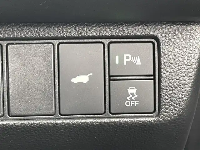 ホンダ ヴェゼル ハイブリッド e:HEV Z 滋賀県 2024(令6)年 1.6万km プラチナホワイトパール 純正9インチメモリナビ/【Bluetooth/USB/Apple Car Play/Android Auto/フルセグ 】/バックカメラ/ハーフレザー/シートヒーター/追従クルーズコントロール/前後ソナー/ホンダセンシング/パワーリアゲート/オートハイビーム/ステアリングヒーター/レーンキープアシスト/オートホールド/LEDヘッドライト/ビルトインETC2.0/純正18アルミ