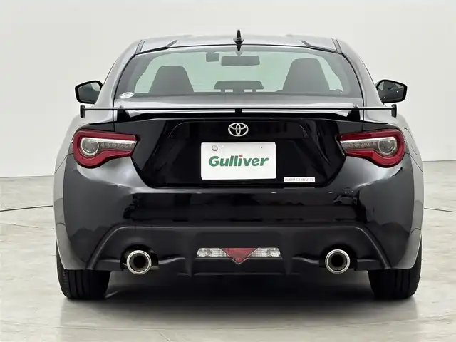 トヨタ ８６ GT LTD ハイパーパフォーマ 福岡県 2017(平29)年 1.8万km クリスタルブラックシリカ ワンオーナー　/アルパインナビ／フルセグＴＶ　/バックカメラ　/ＥＴＣ　/前方ドラレコ　/クルーズコントロール　/横滑り防止装置　/ハーフレザーシート　/前席シートヒーター　/フレキシブルタワーバー　/純正１７インチＡＷ