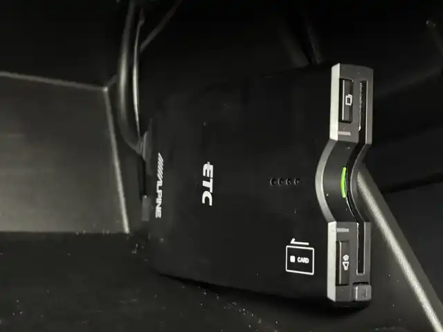 トヨタ ８６ GT LTD ハイパーパフォーマ 福岡県 2017(平29)年 1.8万km クリスタルブラックシリカ ワンオーナー　/アルパインナビ／フルセグＴＶ　/バックカメラ　/ＥＴＣ　/前方ドラレコ　/クルーズコントロール　/横滑り防止装置　/ハーフレザーシート　/前席シートヒーター　/フレキシブルタワーバー　/純正１７インチＡＷ