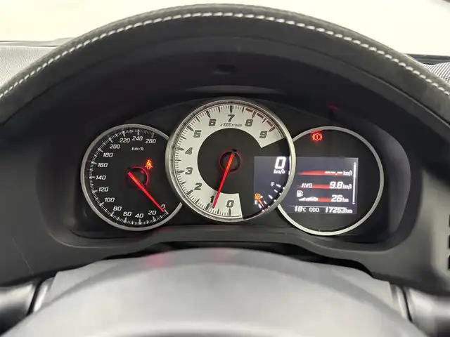 トヨタ ８６ GT LTD ハイパーパフォーマ 福岡県 2017(平29)年 1.8万km クリスタルブラックシリカ ワンオーナー　/アルパインナビ／フルセグＴＶ　/バックカメラ　/ＥＴＣ　/前方ドラレコ　/クルーズコントロール　/横滑り防止装置　/ハーフレザーシート　/前席シートヒーター　/フレキシブルタワーバー　/純正１７インチＡＷ