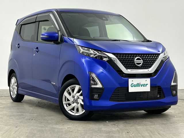 日産 デイズ HWS X プロパイロットED 三重県 2020(令2)年 3.5万km アトランティックブルー /禁煙車//社外ナビ【AVIC-RZ811】//フルセグ/Bluetooth/AM/FM/CD/DVD/SD/iPod//アラウンドビューモニター//エマージェンシーブレーキ//プロパイロット//レーンキープアシスト//衝突被害軽減システム//前後ドライブレコーダー//ステアリングスイッチ//電動パーキング//ETC//純正１４インチアルミホイール//プッシュスタート//スマートキー//LEDオートライト//フォグランプ//前後コーナーセンサー