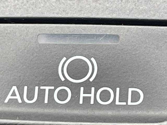 三菱 エクリプス クロス ＰＨＥＶ P 道北・旭川 2021(令3)年 5.4万km アメジストブラック /４WD//禁煙車//純正ナビ/BT/USB/TV/ラジオ//全方位カメラ//前方ドライブレコーダー//左右独立オートエアコン//ステアリングヒーター//前席シートヒーター//運転席パワーシート//ハーフレザーシート//革巻きステアリング//ステアリングスイッチ//マイパイロット/ACC/LKA/三菱e-Assist/FCM/AHB/LCA/LDW/BSM//パドルシフト//ドライブモードセレクター//オートライト//LEDヘッドライト//LEDフォグランプ//ミラーウィンカー//電動格納ミラー//ドアバイザー//スマートキー//プッシュスタート//保証書//取説