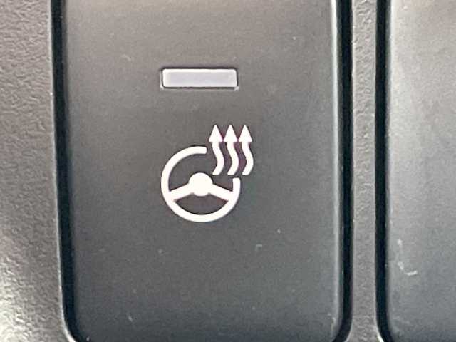 三菱 エクリプス クロス ＰＨＥＶ P 道北・旭川 2021(令3)年 5.4万km アメジストブラック /４WD//禁煙車//純正ナビ/BT/USB/TV/ラジオ//全方位カメラ//前方ドライブレコーダー//左右独立オートエアコン//ステアリングヒーター//前席シートヒーター//運転席パワーシート//ハーフレザーシート//革巻きステアリング//ステアリングスイッチ//マイパイロット/ACC/LKA/三菱e-Assist/FCM/AHB/LCA/LDW/BSM//パドルシフト//ドライブモードセレクター//オートライト//LEDヘッドライト//LEDフォグランプ//ミラーウィンカー//電動格納ミラー//ドアバイザー//スマートキー//プッシュスタート//保証書//取説