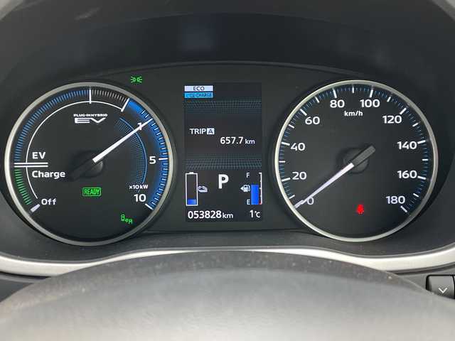 三菱 エクリプス クロス ＰＨＥＶ P 道北・旭川 2021(令3)年 5.4万km アメジストブラック /４WD//禁煙車//純正ナビ/BT/USB/TV/ラジオ//全方位カメラ//前方ドライブレコーダー//左右独立オートエアコン//ステアリングヒーター//前席シートヒーター//運転席パワーシート//ハーフレザーシート//革巻きステアリング//ステアリングスイッチ//マイパイロット/ACC/LKA/三菱e-Assist/FCM/AHB/LCA/LDW/BSM//パドルシフト//ドライブモードセレクター//オートライト//LEDヘッドライト//LEDフォグランプ//ミラーウィンカー//電動格納ミラー//ドアバイザー//スマートキー//プッシュスタート//保証書//取説