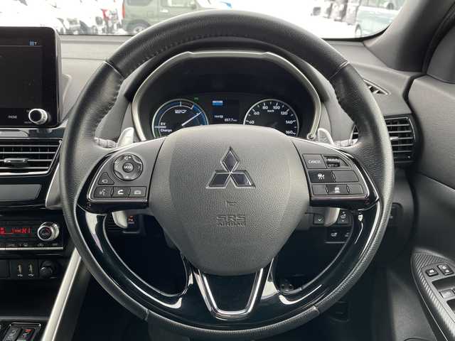 三菱 エクリプス クロス ＰＨＥＶ P 道北・旭川 2021(令3)年 5.4万km アメジストブラック /４WD//禁煙車//純正ナビ/BT/USB/TV/ラジオ//全方位カメラ//前方ドライブレコーダー//左右独立オートエアコン//ステアリングヒーター//前席シートヒーター//運転席パワーシート//ハーフレザーシート//革巻きステアリング//ステアリングスイッチ//マイパイロット/ACC/LKA/三菱e-Assist/FCM/AHB/LCA/LDW/BSM//パドルシフト//ドライブモードセレクター//オートライト//LEDヘッドライト//LEDフォグランプ//ミラーウィンカー//電動格納ミラー//ドアバイザー//スマートキー//プッシュスタート//保証書//取説