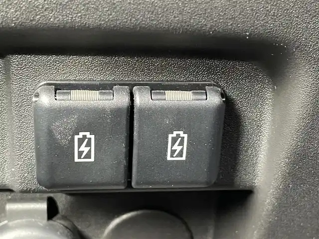 スズキ スペーシア カスタム HYBRID XS 千葉県 2020(令2)年 2.9万km ピュアホワイトパール/ブラック2トーン ナビＡＶＩＣ－ＲＷＳ９０１II/衝突軽減　/レーンアシスト　/クルコン　/シートヒーター　/ハーフレザー調シート　/両パワスラ　/前後ソナー　/ＵＳＢ　/ＥＴＣ　/アルミホイール　/ＬＥＤライト　/フォグ　/フルセグTV　