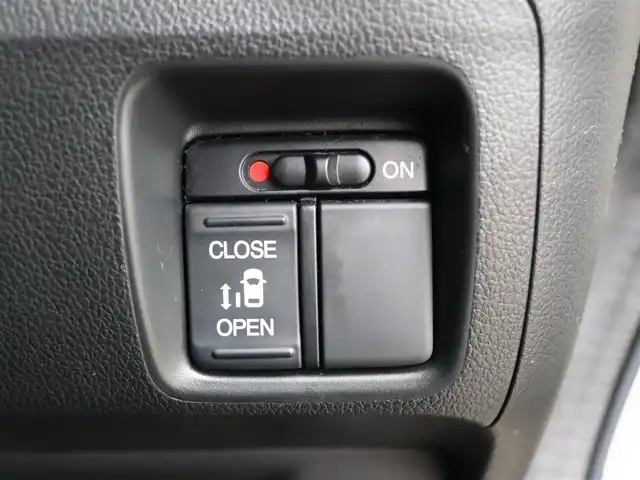 ホンダ Ｎ ＢＯＸ G Lパッケージ 福島県 2014(平26)年 5.5万km プレミアムホワイトパール  ワ ン オ ー ナ ー/ 4  W  D/ 社 外 ナ ビ/　・CD／DVD／フルセグTV/ 左 側 パ ワ ー ス ラ イ ド ド ア/ フ ォ グ ラ ン プ/ ヘ ッ ド ラ イ ト レ ベ ラ イ ザ ー/ 電 動 格 納 ミ ラ ー/ 純 正 フ ロ ア マ ッ ト/ 純 正 １ ４ イ ン チ ア ル ミ ホ イ ー ル/ 新 車 保 証 書/ 取 扱 説 明 書/　