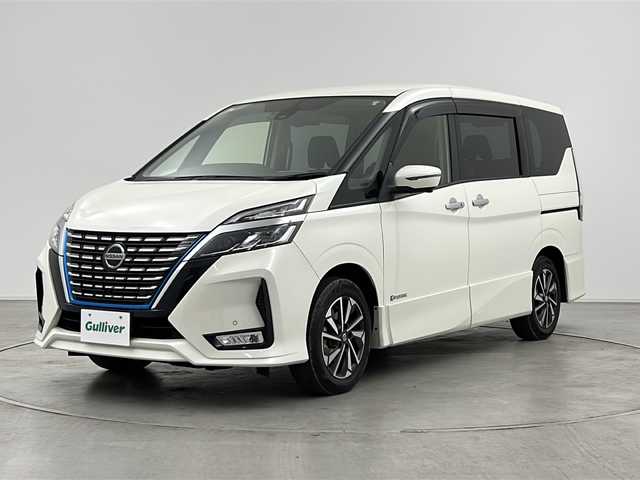 日産 セレナ e－パワー ハイウェイスター V 群馬県 2021(令3)年 1.8万km ブリリアントホワイトパール 純正１０型ナビ　純正１１型後席モニター　全周囲カメラ　電子ミラー　プロパイロット　ＢＳＭ　ドラレコ　ハンズフリー両側電動スライドドア　ＬＥＤヘッドライト　衝突被害軽減ブレーキ　レーンアシスト　禁煙