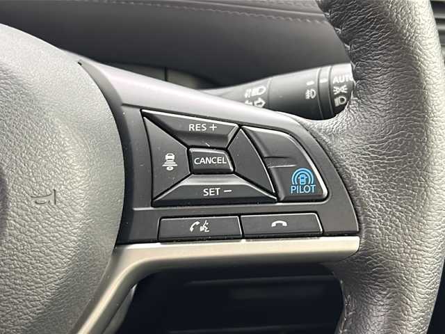 日産 セレナ e－パワー ハイウェイスター V 群馬県 2021(令3)年 1.8万km ブリリアントホワイトパール 純正１０型ナビ　純正１１型後席モニター　全周囲カメラ　電子ミラー　プロパイロット　ＢＳＭ　ドラレコ　ハンズフリー両側電動スライドドア　ＬＥＤヘッドライト　衝突被害軽減ブレーキ　レーンアシスト　禁煙