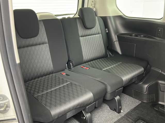 日産 セレナ e－パワー ハイウェイスター V 群馬県 2021(令3)年 1.8万km ブリリアントホワイトパール 純正１０型ナビ　純正１１型後席モニター　全周囲カメラ　電子ミラー　プロパイロット　ＢＳＭ　ドラレコ　ハンズフリー両側電動スライドドア　ＬＥＤヘッドライト　衝突被害軽減ブレーキ　レーンアシスト　禁煙