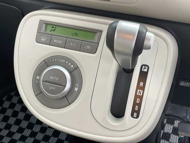 ダイハツ ミラ ココア プラスX 福島県 2010(平22)年 6.4万km チタニウムグレーメタリック ｃａｒｒｏｚｚｅｒｉａナビ　バックＣ　ＴＶ　ＤＶＤ再生機能　フォグランプ　ルーフレール　スマートキー　積込スタッドレス付純正ホイール４本　電動格納ミラー　フロアマット　スペアキー　ドアバイザー