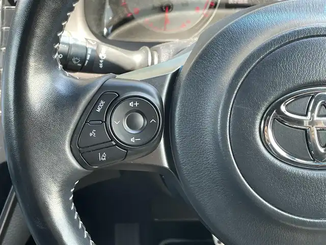 トヨタ ハリアー エレガンス GRスポーツ 道央・札幌 2018(平30)年 6.9万km ブラック ・４WD/・衝突軽減ブレーキ/・純正ナビ/　CD＆DVD＆BT＆TV/・バックカメラ/・レーンキープアシスト/・レーダークルーズコントロール/・ハーフレザーシート/・サンルーフ/・オートエアコン/・オートライト/・アイドリングストップ/・オートリトラミラー/・プッシュスタート/・スマートキー/・オートハイビーム/・ETC/・MT付きAT/・純正フロアマット/・ミラーヒーター/・ドアバイザー/・ウィンカーミラー/・フォグライト/・LEDヘッドライト