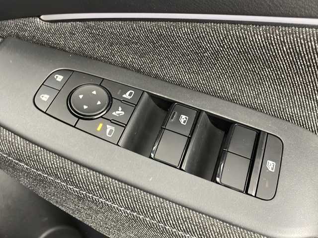 日産 オーラ G レザーエディション 千葉県 2022(令4)年 2.2万km ビビットブルー / スーパーブラック 2トーン プロパイロット/運転支援システム/・エマージェンシーブレーキ/・標識検知機能/・踏み間違い防止アシスト/・車線逸脱警報/・ふらつき警報/・後側方衝突防止支援システム/・後側方車両検知警報/・後退時車両検知機能/純正9ワイドディスプレイ/・BOSEサウンドシステム/・フルセグTV/・Bluetoothオーディオ接続/・CD/DVD再生機能/ブラインドスポットモニター/合皮レザーシート/LEDヘッドライト/デジタルインナーミラー/USBソケット/置くだけ充電