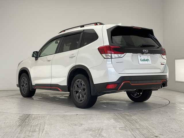 スバル フォレスター X－ブレイク 愛知県 2019(令1)年 5.5万km クリスタルホワイトP 衝突軽減システム/純正SDナビ/レーダークルーズコントロール/シートヒーター/フルセグ/CD/DVD/Bluetooth/バックカメラ/電動リアゲート/パワーシート/コーナーセンサー/純正アルミホイール/ブラインドスポットモニター/LEDヘッドライト/パドルシフト/ルーフレール/ステアリングヒーター/インテリジェントミラー/オートマチックハイビーム/ドライブレコーダー/ETC/ステアリングスイッチ/スマートキー/プッシュスタート