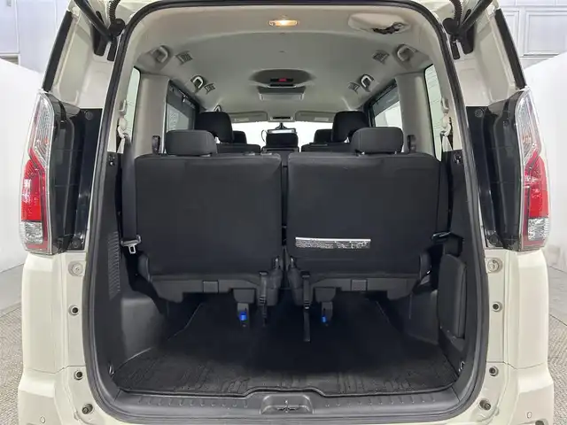 日産 セレナ ハイウェイスター Vセレクション 大阪府 2018(平30)年 4.4万km ブリリアントホワイトパール ProPILOT 純正9incナビ(フルセグ/DVD再生/Bluetooth) 360カメラ ETC 後席モニター デジタルインナーミラー 衝突軽減 レーダーC クリアランスソナー パークアシスト