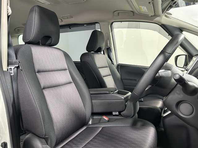 日産 セレナ ハイウェイスター Vセレクション 大阪府 2018(平30)年 4.4万km ブリリアントホワイトパール ProPILOT 純正9incナビ(フルセグ/DVD再生/Bluetooth) 360カメラ ETC 後席モニター デジタルインナーミラー 衝突軽減 レーダーC クリアランスソナー パークアシスト