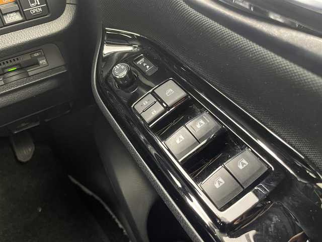 トヨタ ヴォクシー ZS 煌Ⅱ 茨城県 2019(令1)年 6.6万km イナズマスパーキングブラックガラスフレーク 純正10型ナビ/バックカメラ/フルセグ/純正フリップダウンモニター/衝突被害軽減ブレーキ/車線逸脱抑制装置/クルーズコントロール/オートマチックハイビーム/クリアランスソナー/両側電動スライドドア/ETC/ドラレコ/純正16インチAW/LEDヘッドライト/スマートキー