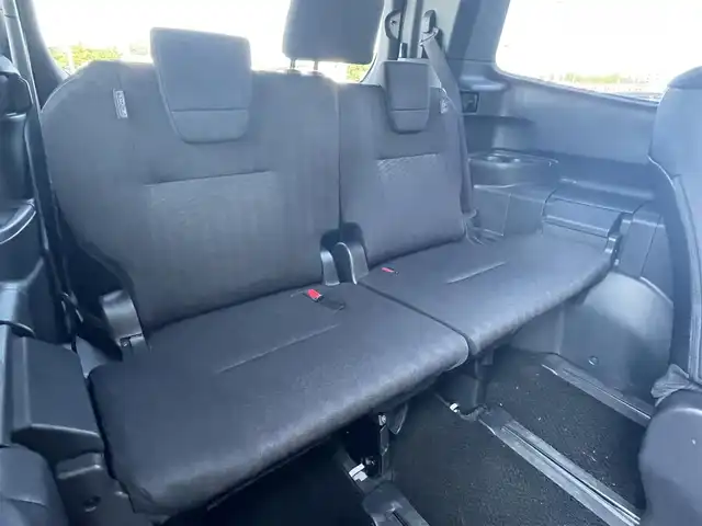 トヨタ ヴォクシー S－G 青森県 2023(令5)年 3.8万km ホワイトパールクリスタルシャイン ４WD/ディスプレイオーディオナビ有効期限切れ/TV/CD/DVD/BT/ETC/バックカメラ/レーダークルーズコントロール/オートマチックハイビーム/オートライト/LDA/PCS/PDA/PKSB/コーナーセンサー/純正16インチホイール