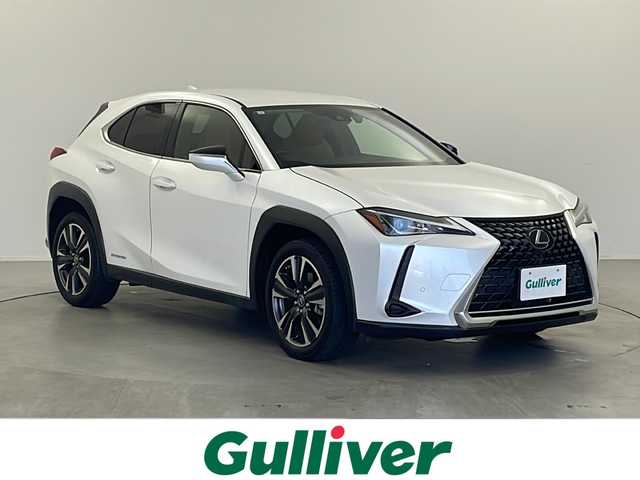 レクサス ＵＸ 250h 栃木県 2020(令2)年 5.5万km グラファイトブラックガラスフレーク 純正SDナビ/（Bluetooth/CD/DVD/Miracast)/衝突軽減ブレーキ/クルーズコントコントロール/レーンキープアシスト/パーキングサポートブレーキ/ETC2.0/バックカメラ/ステアリングスイッチ/純正１７インチアルミホイール/純正フロアマット/電動格納ミラー/横滑り防止機能