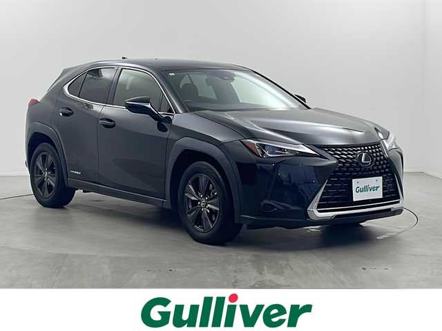 レクサス ＵＸ 250h 栃木県 2020(令2)年 5.5万km グラファイトブラックガラスフレーク 純正SDナビ/（Bluetooth/CD/DVD/Miracast)/衝突軽減ブレーキ/クルーズコントコントロール/レーンキープアシスト/パーキングサポートブレーキ/ETC2.0/バックカメラ/ステアリングスイッチ/純正１７インチアルミホイール/純正フロアマット/電動格納ミラー/横滑り防止機能
