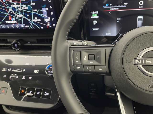 日産 セレナ e－パワー ハイウェイスター V 栃木県 2025(令7)年 0.1千km プリズムホワイト 登録済未使用車/360度セーフティアシスト/12.3型メモリーナビ/ 【AM/FM/USB/BT/フルセグTV】/両側電動スライドドア【サンシェード】/インテリジェントアラウンドビューモニター/インテリジェントルームミラー/ETC2.0/SOSコール/ナビリンク機能付きプロパイロット/・プロパイロット緊急停止支援システム/・インテリジェントエマージェンシーブレーキ/・前方衝突予測警報/・車線逸脱防止支援システム/・後側方車両検知警報/・ふらつき警報/・標識検知機能/・衝突回避ステアリングアシスト/・車線逸脱警報/・後退時車両検知警報/・踏み間違い防止アシスト/ワイヤレス充電器/純正前後ドライブレコーダー/革巻きステアリング【スイッチ】/e-pedal/電子パーキング　オートホールド/デュアルバックドア/プッシュスタート/アダブティブLEDヘッドライト/純正16インチアルミホイール/サイド+カーテンエアバッグ/保証書、取扱説明書/スマートキー×2本