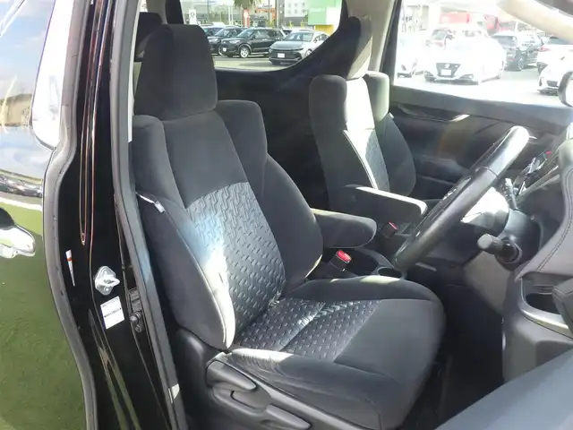 トヨタ ヴェルファイア Z 千葉県 2016(平28)年 5.7万km ブラック 両側パワースライドドア/社外SDナビ/地デジTV/【DVD/CD再生機能　Bluetooth接続】/バックカメラ/フリップダウンモニター/革巻きステアリング/ETC/LEDヘッドライト/フォグライト/ウインカーミラー/クリアランスソナー/純正18インチアルミホイル/サイド/カーテンエアバッグ/スマートキー