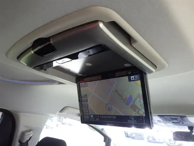 トヨタ ヴェルファイア Z 千葉県 2016(平28)年 5.7万km ブラック 両側パワースライドドア/社外SDナビ/地デジTV/【DVD/CD再生機能　Bluetooth接続】/バックカメラ/フリップダウンモニター/革巻きステアリング/ETC/LEDヘッドライト/フォグライト/ウインカーミラー/クリアランスソナー/純正18インチアルミホイル/サイド/カーテンエアバッグ/スマートキー