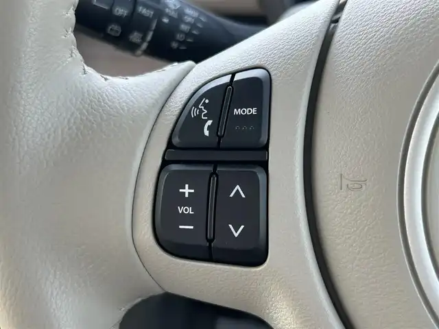 スズキ ラパン X 山形県 2022(令4)年 0.4万km フレンチミントパールメタリック 4WD/スズキセーフティサポート/HIDオートヘッドライト/シートヒーター/純正14インチアルミホイール/アイドリングストップ/コーナーセンサー/ステアリングスイッチ/革巻きステアリング/電動格納ウィンカーミラー/ミラーヒーター/スマートキー×2