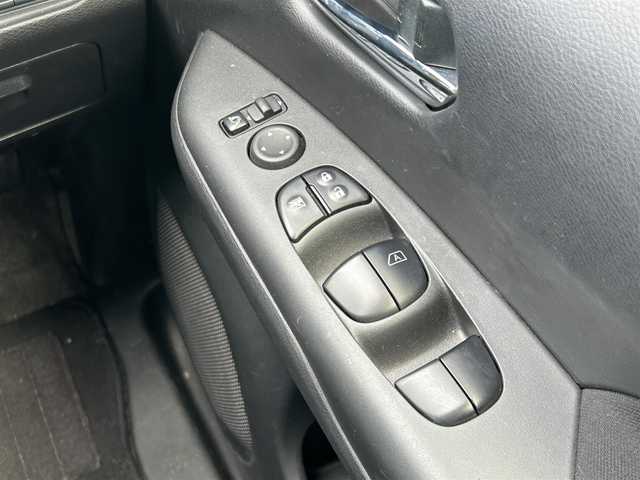 日産 セレナ ハイウェイスター V 静岡県 2021(令3)年 5.8万km ダークメタルグレー 純正10インチナビ/（AM/FM/CD/DVD/BT)/フルセグTV/アラウンドビューモニター/バックカメラ/プロパイロット/レーダークルーズコントロール/両側パワースライドドア/セーフティパックA/撥水シート/デジタルインナーミラー/エマージェンシーブレーキ/レーンキープアシスト/横滑防止装置/ビルトインETC/ブラインドスポットモニター/純正16インチアルミホイール/コーナーセンサー/ドライブレコーダー/純正フロアマット/スマートキー/プッシュスタート/スペアキー×１/LEDヘッドライト/保証書